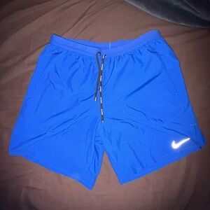 Nike Men's Vibrant Blue Sports Shorts